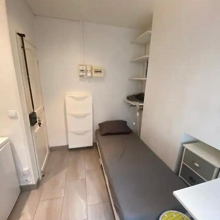 Small Studio Near Eiffel Tower París Exterior foto
